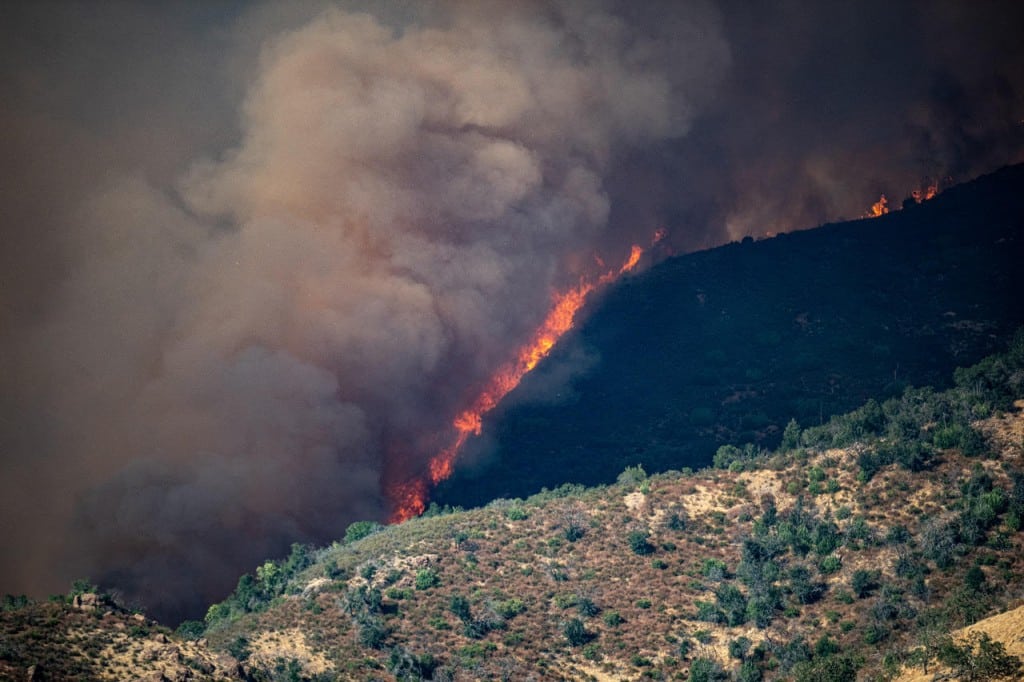 Pickett Fire. Michael Straka photo