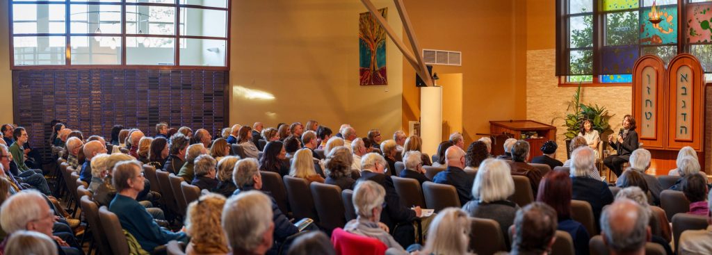 Nearly 200 attendees filled the house at Napa's Congregation Beth Shalom at a talk with NPR's Mara Liasson on Feb. 1, 2026. Tim Carl, Napa Valley Features photo